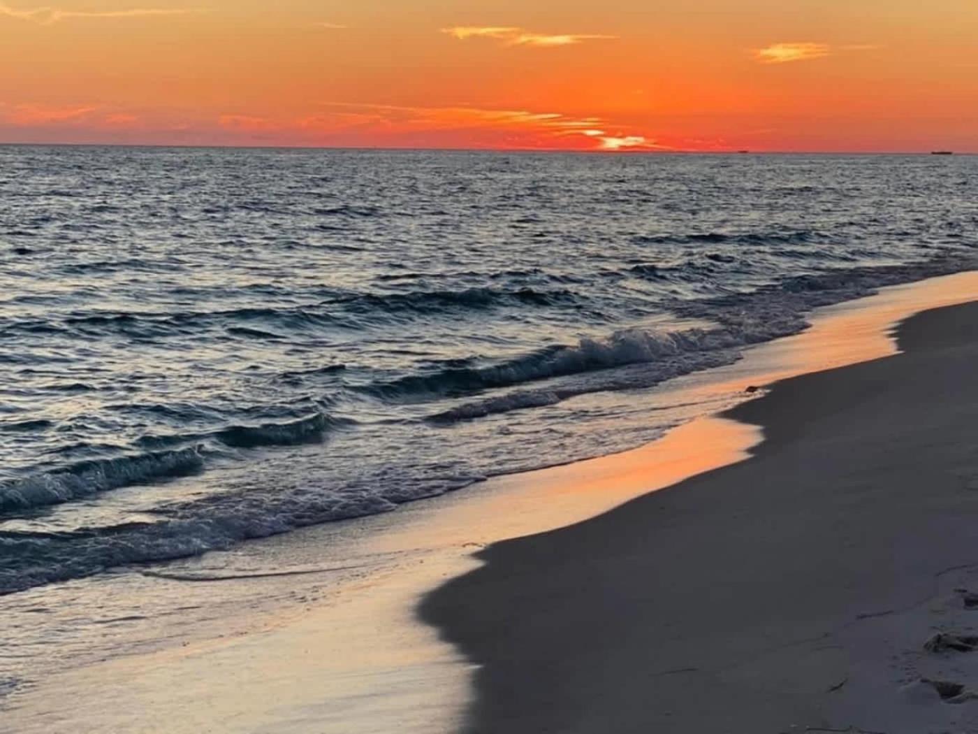 Sunrise Surprise 9Th Floor 2Br 2 Ba King Suite Beach Shuttle, Heated Pool! Destin Eksteriør billede